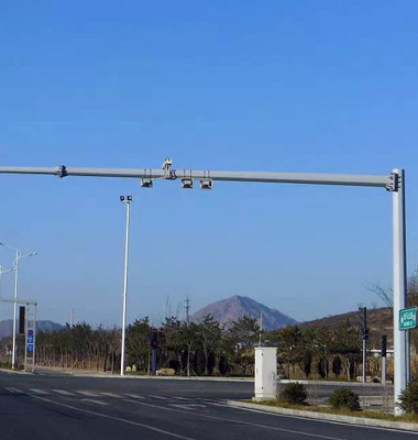 L型八角長臂電（diàn）警杆