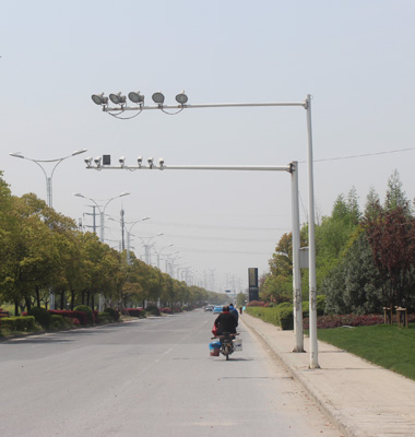 圓錐形電警立杆